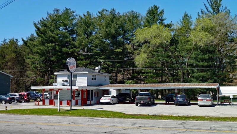 Mikeys Drive-In - Web Listing (newer photo)